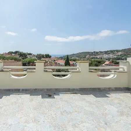 Casa vacanze Entire House With Private Pool Tiana